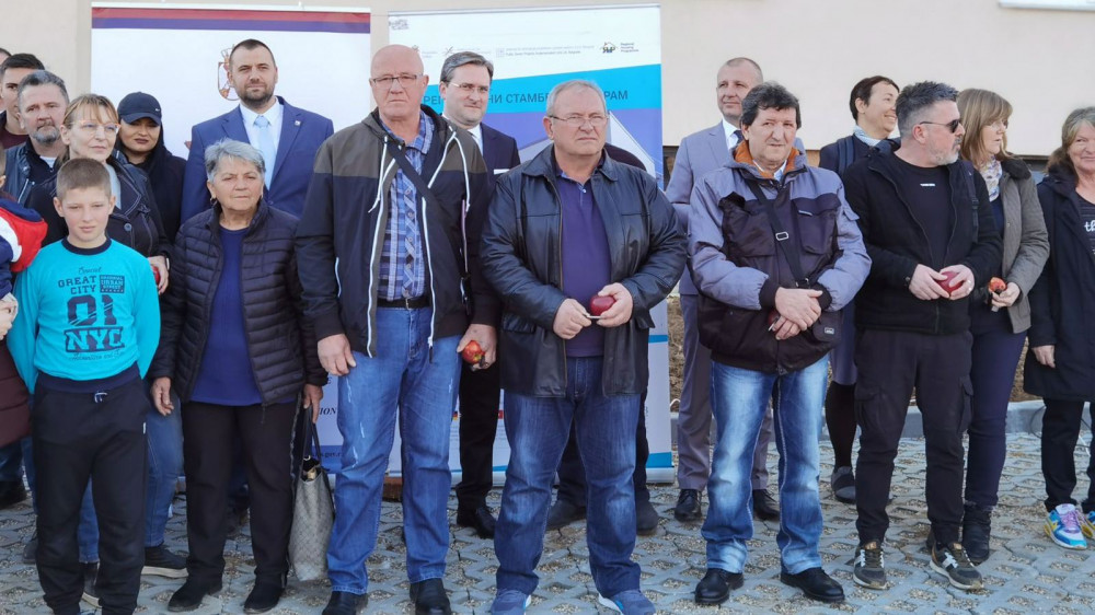 Selaković uručio ključeve 20 stanova za izbeglice u Prokuplju